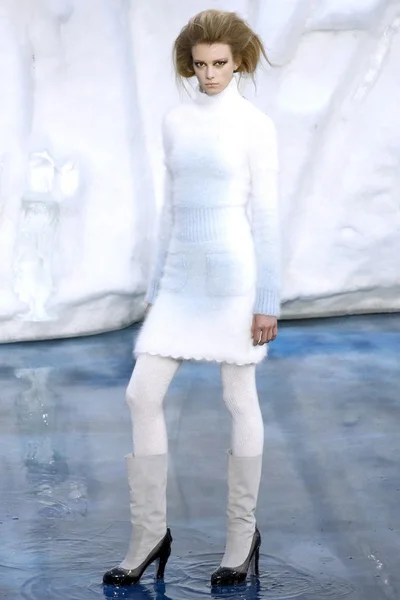 Look 54
